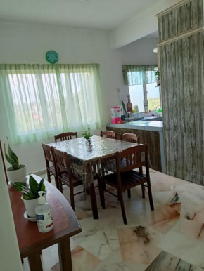 teluk kemang senorita homestay